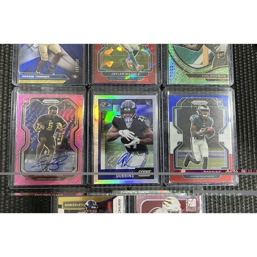 NFL Football Card Lot 8pc, 2 AUTOS, Numbered /10 /67 /75 Waddle DeVonta Smith RC